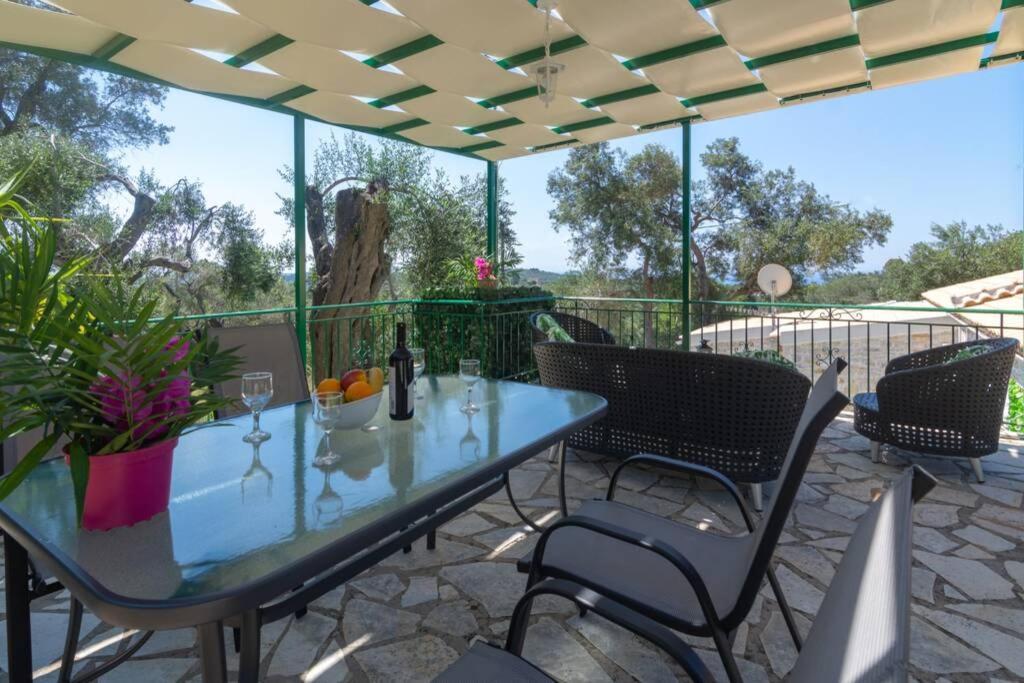 Thanos Cottage Vlachopoulatika Luaran gambar